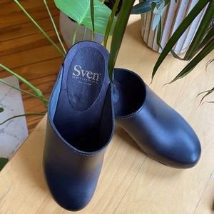 Wooden clogs 3” heel size 39 Sven
